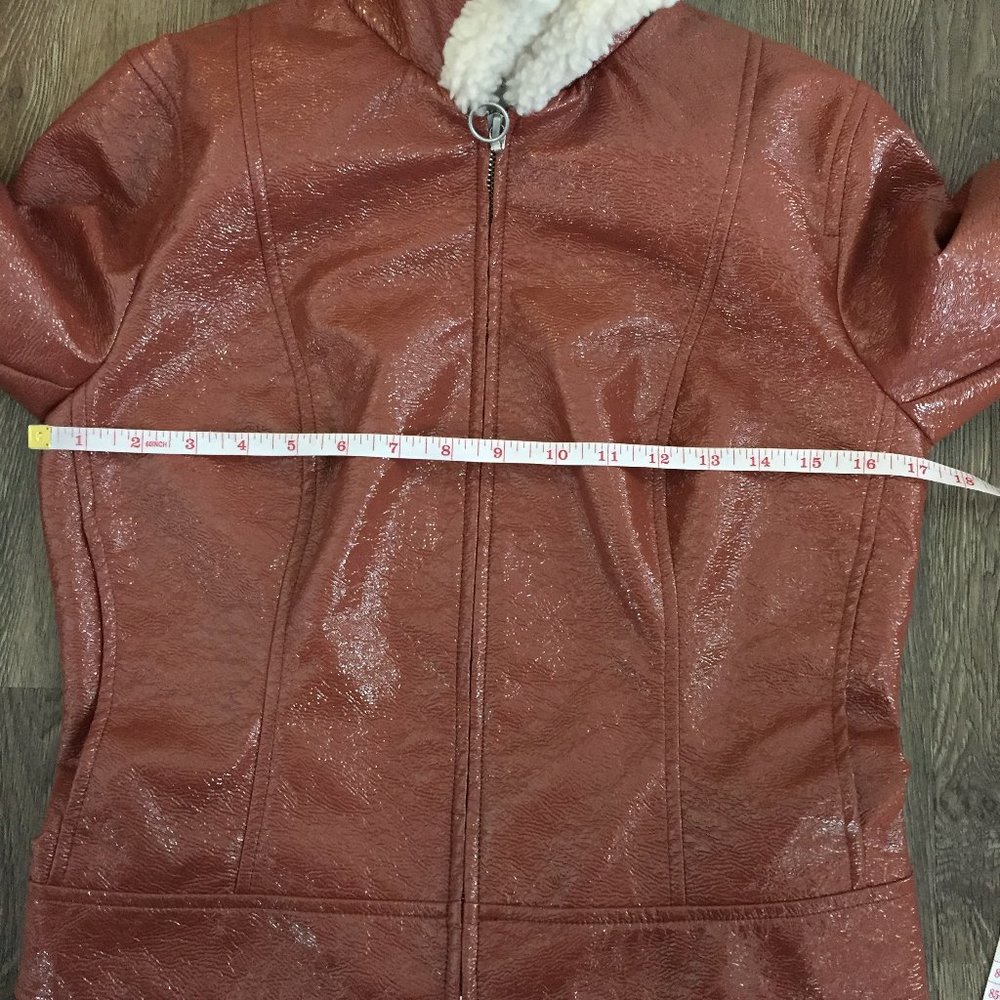 Aritzia Wilfred Tempest Cropped Vinyl Jacket Brown - Picture 12 of 14